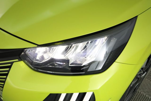 PEUGEOT 208 usata 12