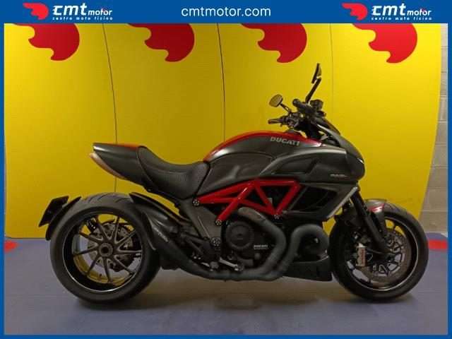 DUCATI Diavel usata 0