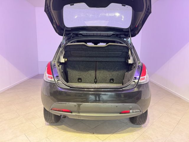 LANCIA Ypsilon usata 11