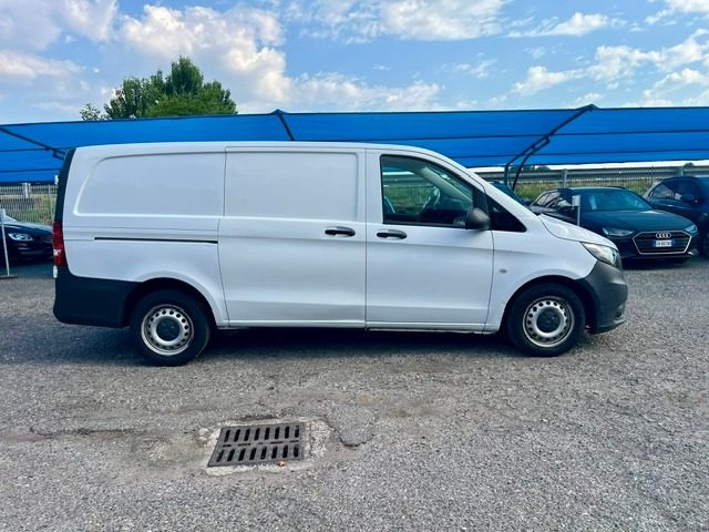 MERCEDES-BENZ Vito usata, con Chiusura centralizzata