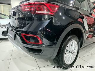 VOLKSWAGEN T-Roc usata, con MP3