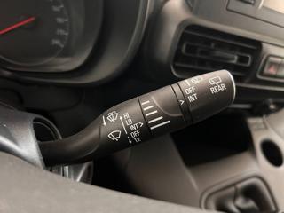 OPEL Combo usata, con Touch screen