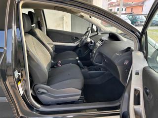 TOYOTA Yaris usata, con MP3