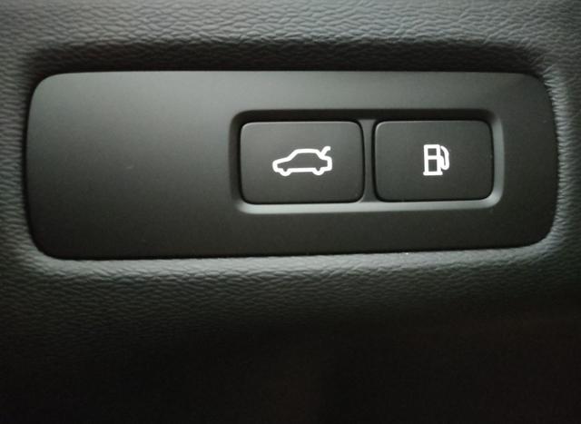 VOLVO XC60 usata, con Regolazione elettrica sedili