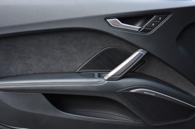 AUDI TT usata, con Leve al volante