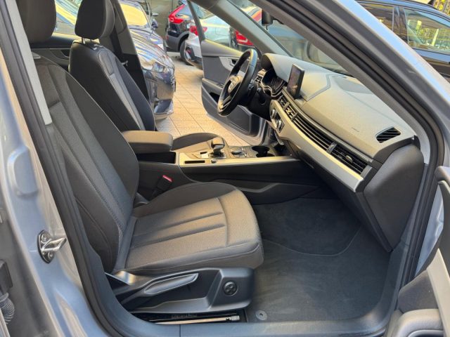 AUDI A4 usata, con Park Distance Control