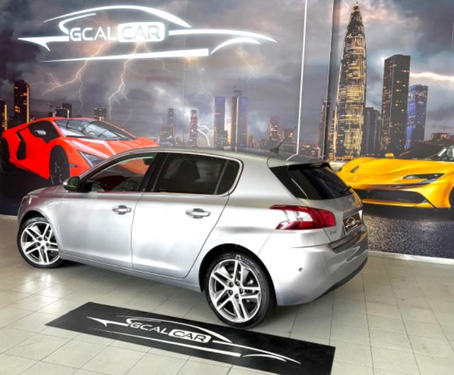 PEUGEOT 308 usata, con Airbag laterali