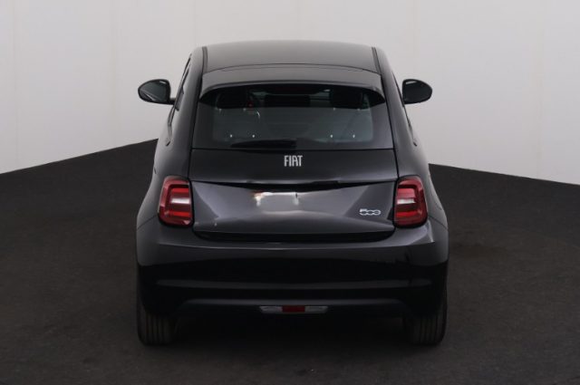 FIAT 500e usata, con Autoradio