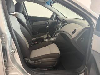 CHEVROLET Cruze usata 17
