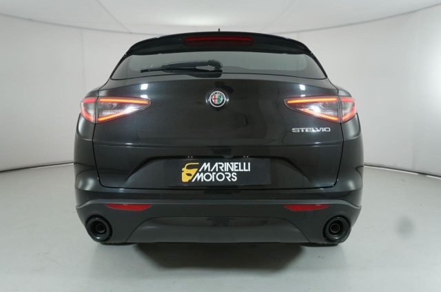 ALFA ROMEO Stelvio usata, con Alzacristalli elettrici