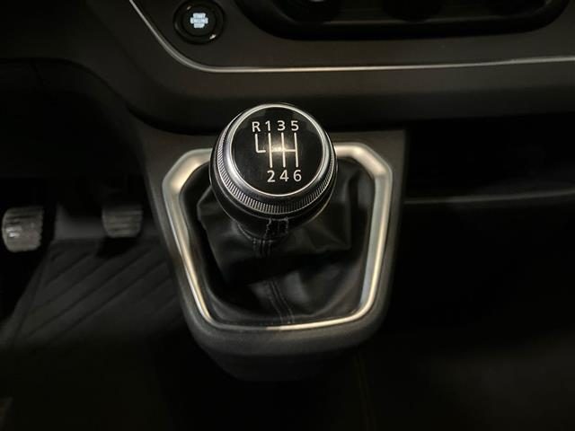 RENAULT Trafic usata, con Bracciolo