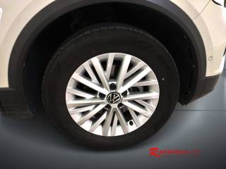VOLKSWAGEN T-Roc usata 18