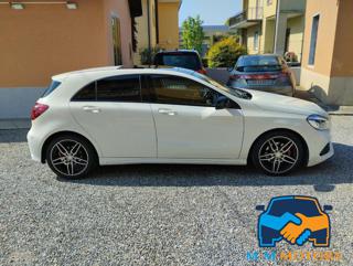 MERCEDES-BENZ A 200 usata, con Airbag laterali