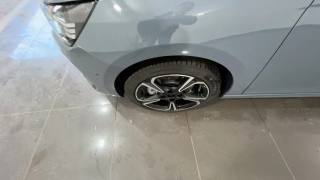 OPEL Corsa usata, con Autoradio digitale