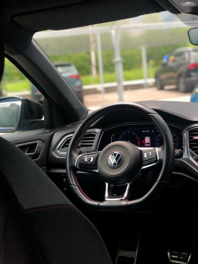 VOLKSWAGEN T-Roc usata, con ESP