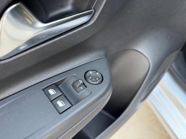 OPEL Corsa usata, con Start/Stop Automatico