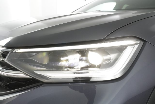 VOLKSWAGEN Taigo usata 8