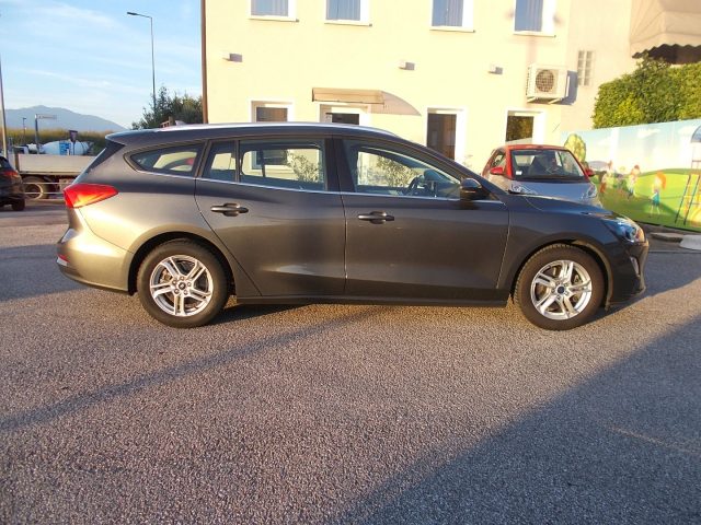 FORD Focus usata, con Alzacristalli elettrici