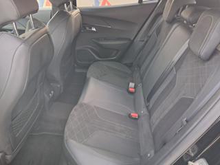 PEUGEOT 2008 usata, con Sedile posteriore sdoppiato