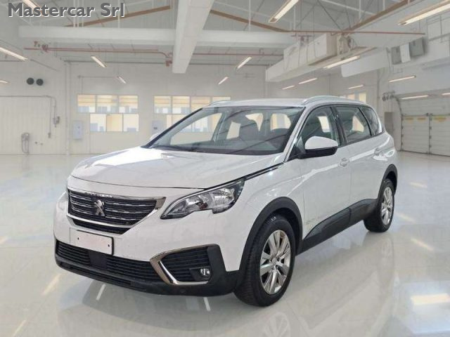PEUGEOT 5008 usata, con Airbag