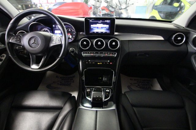 MERCEDES-BENZ C 220 usata, con Cerchi in lega