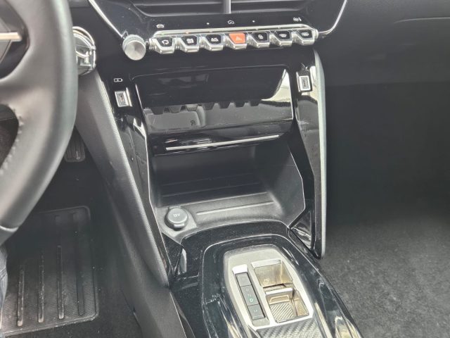 PEUGEOT 208 usata, con Controllo automatico clima