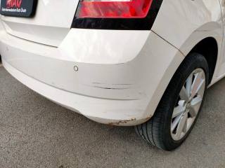 SKODA Fabia usata, con Sensori di parcheggio posteriori