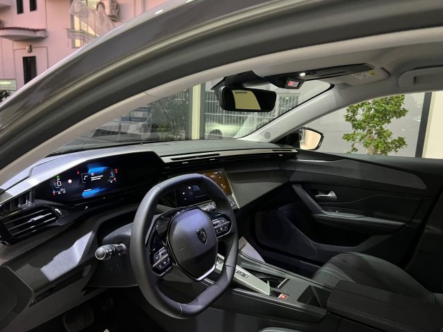 PEUGEOT 308 usata, con Controllo elettronico della corsia