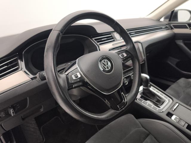 VOLKSWAGEN Passat Variant usata, con Controllo automatico clima