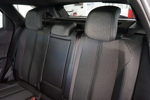 PEUGEOT 3008 usata, con Specchietti laterali elettrici