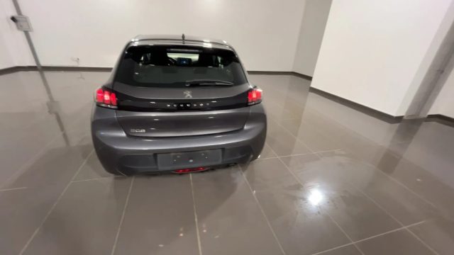 PEUGEOT 208 usata, con Boardcomputer