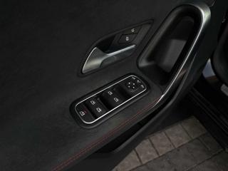 MERCEDES-BENZ A 180 usata, con Park Distance Control