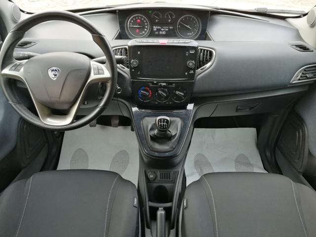 LANCIA Ypsilon usata, con Fendinebbia