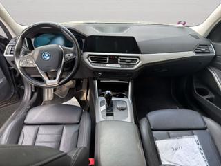 BMW 330 usata, con Controllo automatico clima