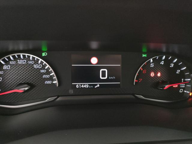 PEUGEOT 2008 usata, con Touch screen