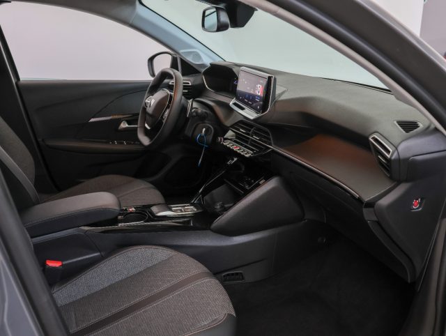 PEUGEOT 208 usata, con Bracciolo