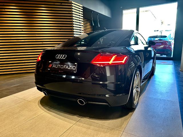 AUDI TT usata, con Boardcomputer