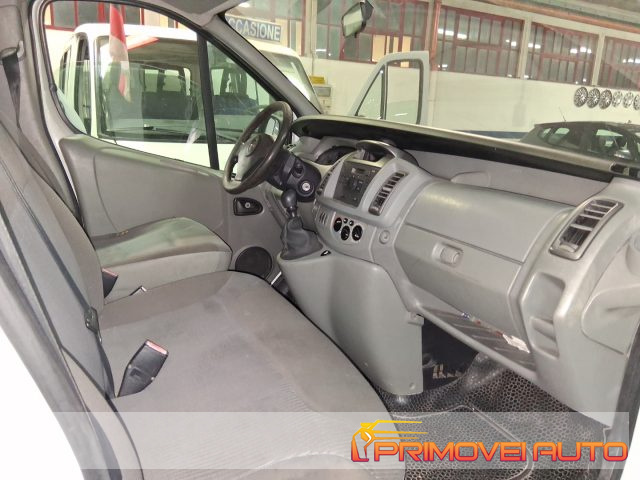 OPEL Vivaro usata 8