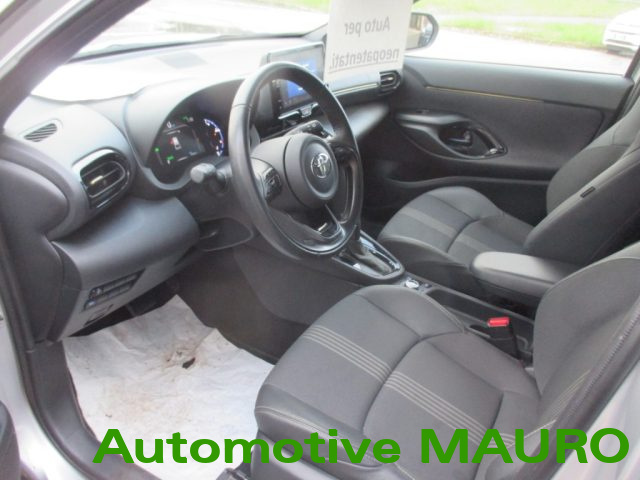 TOYOTA Yaris Cross usata, con ESP