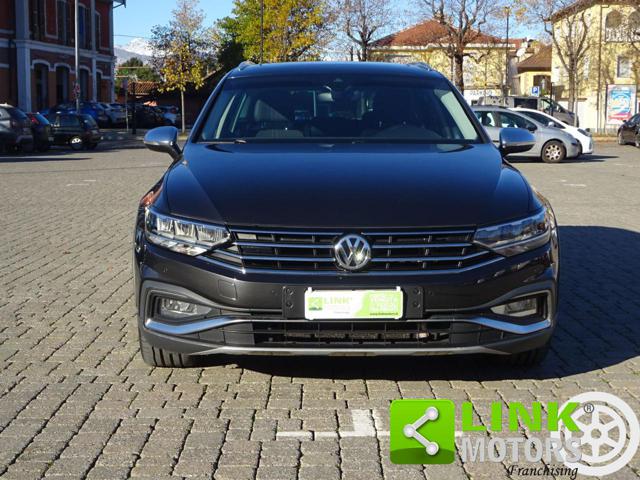 VOLKSWAGEN Passat Alltrack usata, con Airbag