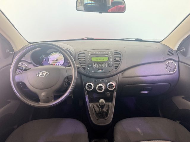 HYUNDAI i10 usata 12
