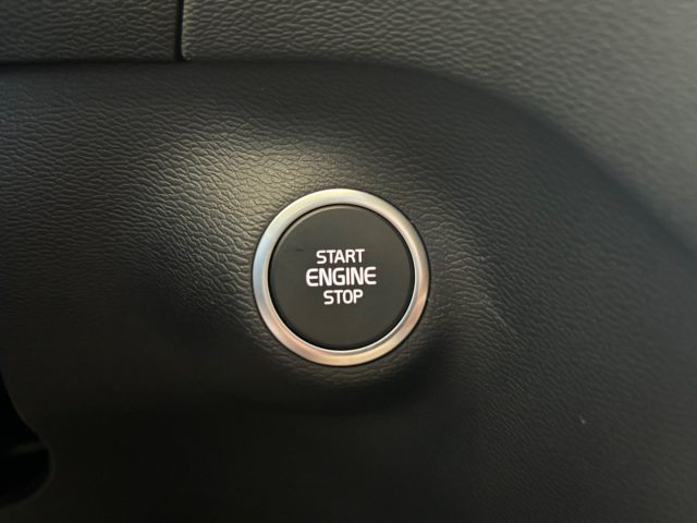 VOLVO XC40 usata, con Luci diurne LED