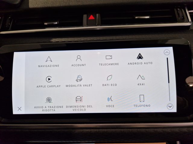 LAND ROVER Range Rover Velar usata, con Sistema di navigazione