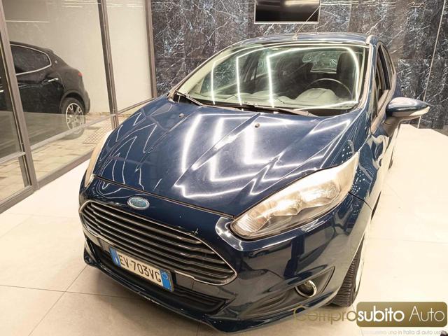FORD Fiesta usata, con Airbag