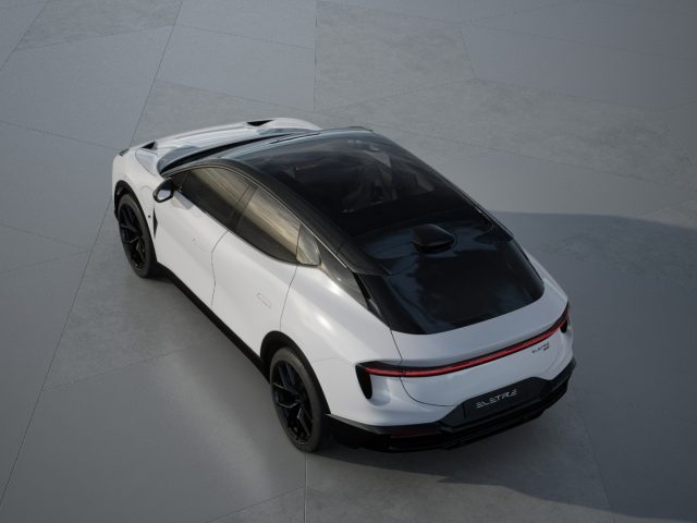 LOTUS Eletre usata, con Boardcomputer