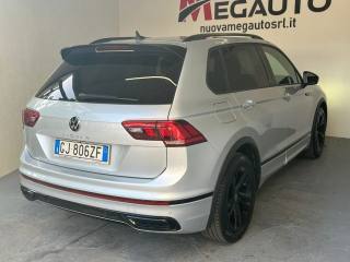 VOLKSWAGEN Tiguan usata, con Autoradio