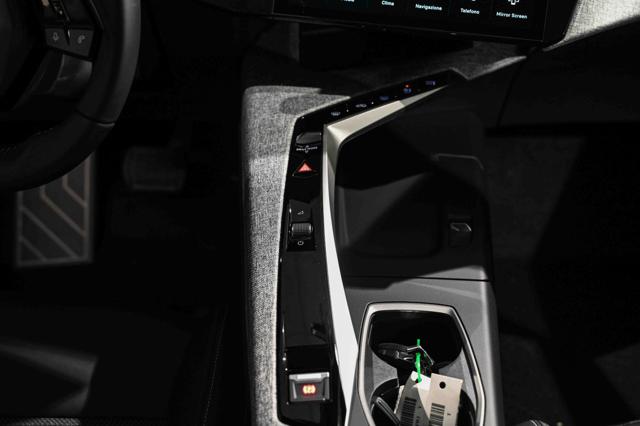 PEUGEOT 3008 usata, con Interni in pelle