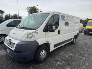 PEUGEOT Boxer usata, con Airbag