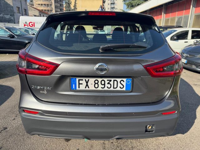 NISSAN Qashqai usata, con USB