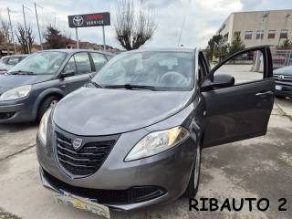 LANCIA Ypsilon usata, con Airbag laterali